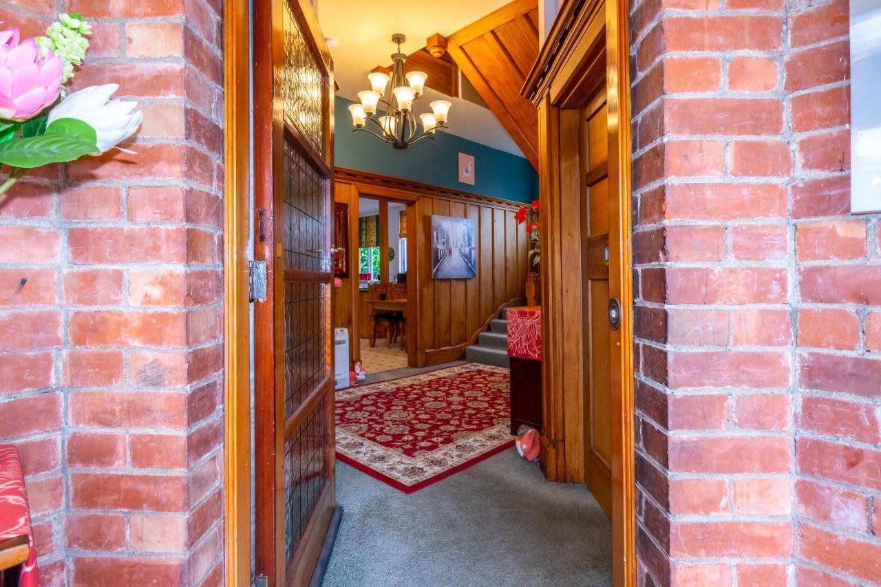 The Ocean Breeze Cbd Bed and Breakfast Timaru Exterior foto