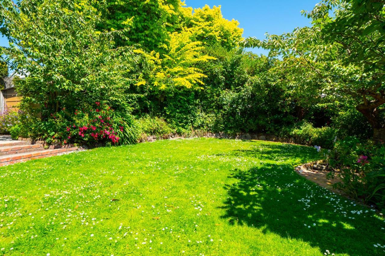 The Ocean Breeze Cbd Bed and Breakfast Timaru Exterior foto