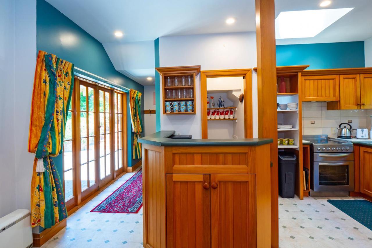 The Ocean Breeze Cbd Bed and Breakfast Timaru Exterior foto