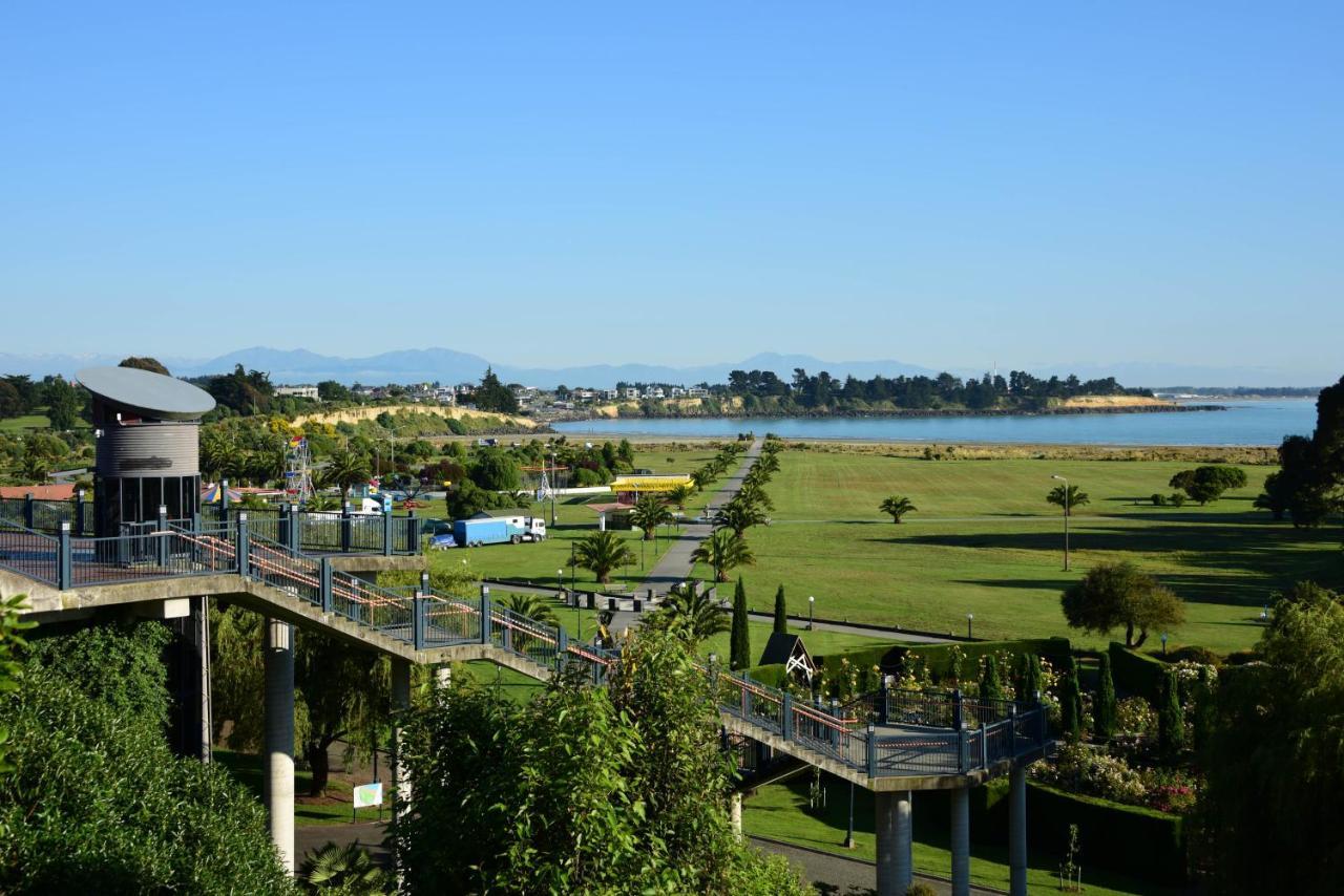 The Ocean Breeze Cbd Bed and Breakfast Timaru Exterior foto