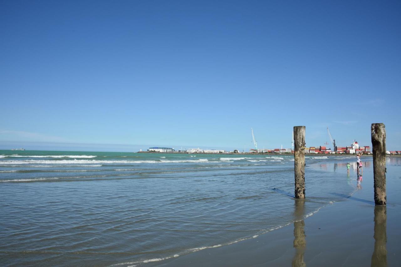 The Ocean Breeze Cbd Bed and Breakfast Timaru Exterior foto